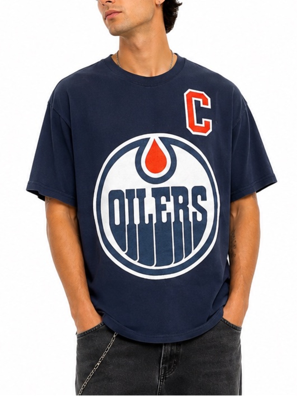 Edmonton Oilers Connor McDavid #97 Captain NHL T-Shirt Men’s Small Navy